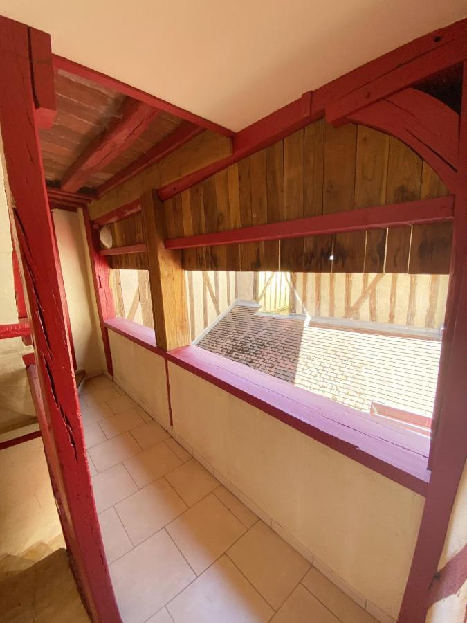 Superbe Appartement, General Allix A Sens Luaran gambar